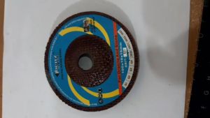 Spongi 4\\\" Grit 80: Membersihkan Rumah dengan Efektif