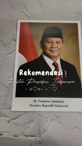 POSTER FOTO PRESIDEN DAN WAKIL TERPILIH 2024 GAMBAR GARUDA PRABOWO WAKIL PRESIDEN GIBRAN UKURAN 23X31CM SATU SET