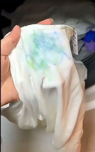 Clothes dry cleaning agents down jackets and Blazer dry cleaning agents Non-ionic clothing emulsifier white oil stain strong stain removal oil stain washing clothes penetrant stain removal
