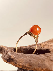 แหวนอาเกตสีแดงธรรมชาติสําหรับผู้หญิง Handmade Original Design เดี่ยวเพิร์ลคริสตัลสไตล์วินเทจอุปกรณ์เสริมในสต็อก