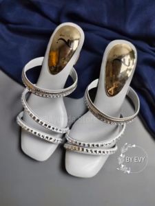 Sandal Wanita Terbaru Heels Modis dan Trendy Korea By Evy