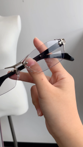 Rimless Photochromic Reading Glasses Gold Silver Rectangle Frame 0 to +300 with Case