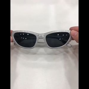Kacamata Hitam Cyberpunk Fashion Model Gaya Steampunk Gropcore Sunglasses