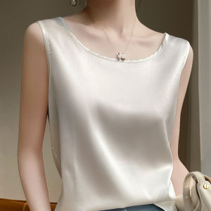 Commuter Style Small Spaghetti Strap Camisole Summer Round Neck Silk Satin Top