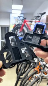 Cá Pedal Road Shimano chính hãng SM SH10 - Đỏ/ Xanh (Vỉ 2 cái)