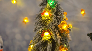 2M 20 LED Christmas Light Strings Santa Lighting Waterproof Xmas tree Snowflake Fairty Light Battery Powered for Home Decor Christmas Decoration Hanging Ornaments