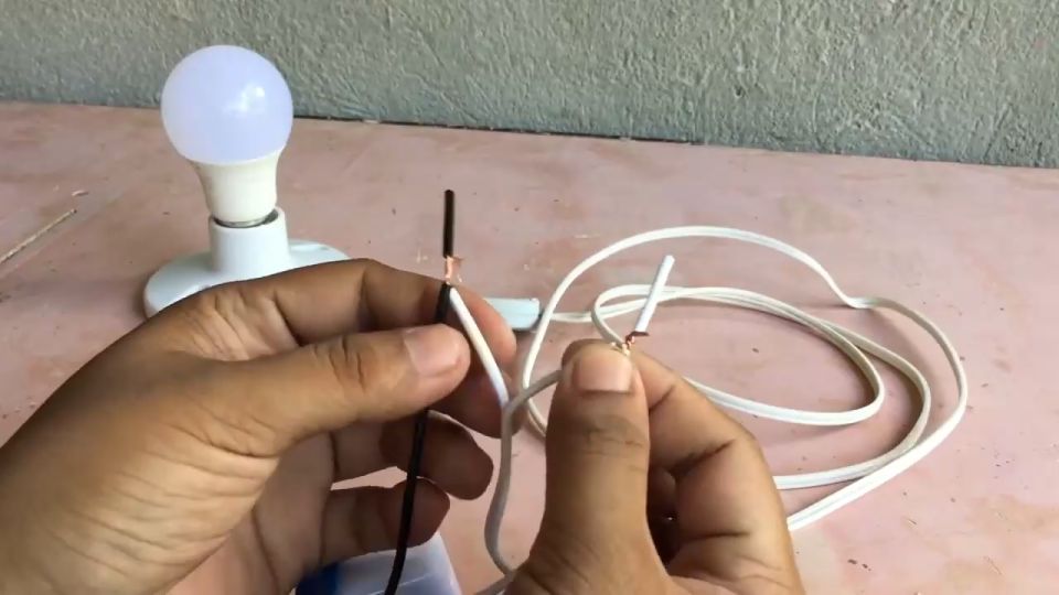 🔥BUY 1 TAKE 1🔥 Automatic On Off Photocell Street Lamp Light Switch Controller AC 220V 50-60Hz 10A Photo Control Photoswitch Sensor Switch Light Control Swith Photo Sensor Switch