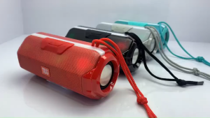 ลำโพงบลูทูธ รุ่น J143 ลำโพงพกพา พร้อมสายห้อย เสียงดีเบสใช้ได้ เล่นเพลงได้นาน มีไฟขณะเล่นเพลง