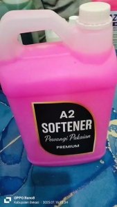 Softener pewangi pakaian merk A2 premium wangi tahan lama