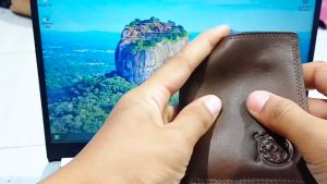 dompetkulitalitberdiri/dompetkulitpria/dompetkulitlipat/dompetkulitempuk