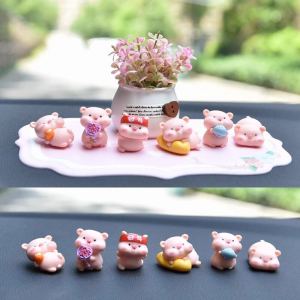 ของตกแต่งรถยนต์รูปหมูน่ารัก สินค้าตกแต่งภายในรถสำหรับผู้หญิง ของเล่นขนาดเล็ก ของตกแต่งรถยนต์ ของตกแต่งรถยนต์แบบอเนกประสงค์