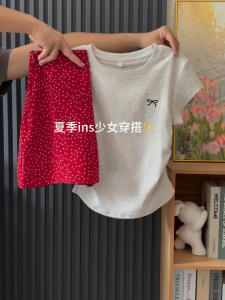 Áo Thun Cổ Tròn in Nơ Bướm Mùa Hè Ôm Eo Xếp Ly Tay Ngắn Thon Gọn Vai Áo Thun Đa Năng Phong Cách Đường Phố Thường Ngày