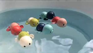 Đồ Chơi Thú Bơi Nhà Tắm Cho Bé  Vặn Thả Cót Tự Bơi Dễ Thương Nhiều Mẫu