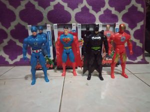AVENGERS 4/MAINAN ANAK ANAK/MAINAN ROBOT NYALA