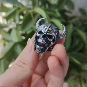 Thoáng Mát 316L Thép Không Gỉ Chiến Binh Viking Đầu Lâu Nhẫn Nam Punk Bắc Âu Thần Chiến Tranh Biker Cổ Điển Kim Loại Món Quà Trang Sức