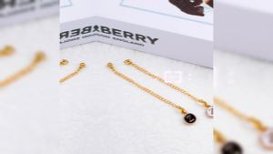 2Pcs Letter A Charms Accessories for Stanley Simple Modern Cup Name id Plate Initial Letter Handle Personalized Charm For Stanley Tumbler Water Cup Handle Identification Letter Charm Chain White Black