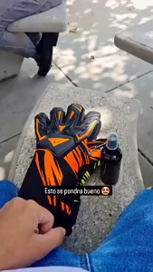 30ml Lem Sarung Tangan Kiper Perekat Karet Peningkat Daya Rekat Glove Glue Alat Kiper