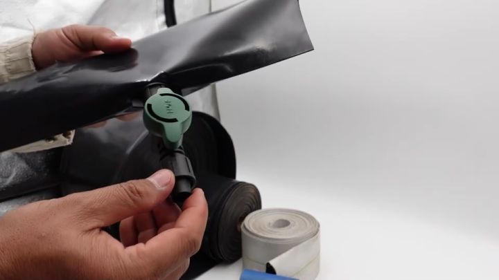 วาล์วเทปน้ำหยด 16มม. แบบสวมเร็ว 10 ตัว