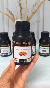 Darjeeling Sweet Almond Oil / Minyak Badam Carrier Oil 100ml