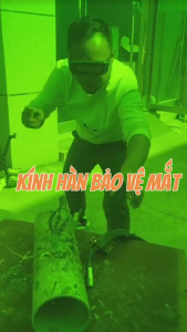 Kính hàn điện tử cảm biến ánh sáng