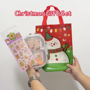 (READY STOCK) Set Beg Hadiah Krismas Capybara Christmas Kids Gift Set Paper Bag Party Goodies Present 小孩儿童可爱圣诞节礼物