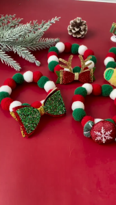 ปลอกคอแมวและสุนัขาพันคอตุ๊กตาแมวคริสต์มาส สำหรับแมวและสุนัขขนาดเล็ก สัตว์เลี้ยง ของขวัญคริสต์มาส