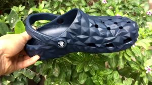 CrocsFanClub - Dép sục Sầu riêng cho cả nam nữ model 2024 PB260