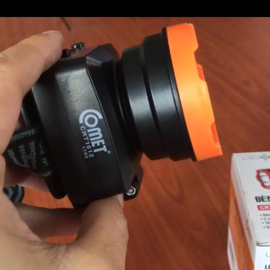 Đèn Pin Sạc Comet CRT1612 – Siêu Sáng Bền Bỉ Có Phích Cắm Sạc Tiện Lợi.