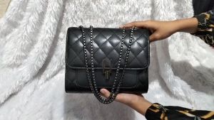 Tas Pesta Tali Rantai Wanita: Tas Kondangan Sling Bag Polos