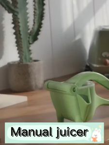 1PC Manual Fruit Juicer Plastic Green Hand Press Extractor Machine Juice Mixer Household Kitchen Tools Manual Squeezer