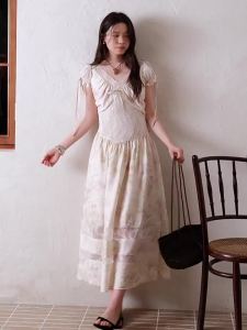 Floral Print Retro Lace Waist-Cinching V-Neck Dress