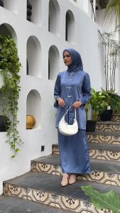 Setelan Baju Kurung Zulaikha Kebaya Kondangan Wisuda Melayu Payet Lebaran Satin Polos