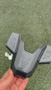 Ốp Chụp đuôi Vario (Cóc đèn/Ốp đèn soi biển số) Cacbon và Xi cho xe Honda Vario 2023- chính hãng Artist