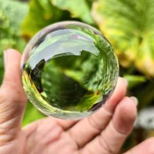 หินกลมใส เกรดA หินจุยเจียแท้5.0cm Clear Quartzหินควอตซ์ใส เกรด A เป็นหินแท้หินธรรมชาติ