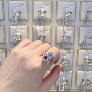 Butterfly Flower Crystal Anxiety Relife Spinning WomenS Rings 2024 Trend Cute Animal Dragonfly Rotating Ring Fidget Spinner