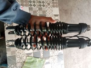 shock belakang Yamaha aerox