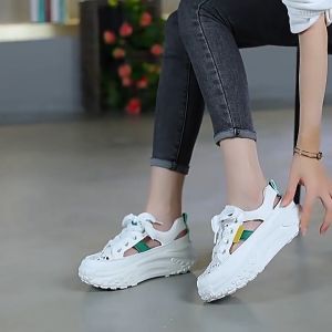 STARRY รองเท้าผู้หญิง รองเท้ากีฬาผู้หญิง 35-40 พื้นยางหนาพิเศษ นุ่มสบาย ดีไซน์ตาข่ายโปร่ง ระบายอากาศได้ดี