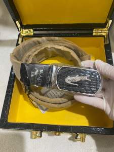 Thắt lưng nam logo cá sấu dây vân dập nổi