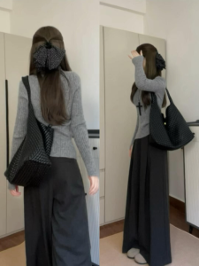 Áo Len Dệt Kim Cổ Chữ V Màu Xám Thời Trang Thu Đông Cho Nữ Áo Lót Bên Trong Ôm Vừa Vặn Chất Liệu Cotton Pha Trộn Dài Tay Thường Ngày