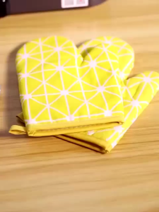 Kitchen Anti-Scalding Microwave Oven Gloves Special Tools for Baking mix design