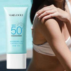 Whitening Sunscreen SPF50 PA ++++ Anti-UV face/body 60ml Refreshing and non-greasy Water and Sweat Resistant Sunscreen Sunscreen Spray For men and women Summer Sunscreen