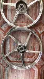 MÂM VÀNH ĐÚC 5 CÂY CNC ĐĨA WAVE 110 WAVE RSX S 110 BLADE FUTURE MẬP 125 LÊN ZIN THEO XE KHÔNG CHẾ CHÁO