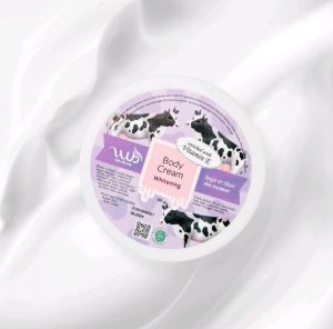 wub body cream ungu vit e 100% original