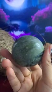 Quả Cầu đá Thạch anh xanh serpentine tự nhiên năng lượng vũ trụ 445