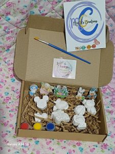 7pcs Assorted Paint It yourself with surprise duo magnet and bunny sticker