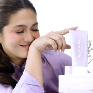 DREAMCAKE Trio Skin Glaze 60ml + Face and Body Icing 60ml + soap 1g