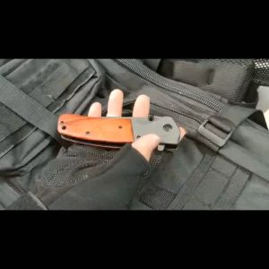 Browning มีดพับ มีดเดินป่าแบบพกพา มีดปอกผลไม้ ด้ามจับไม้ แข็งแรง คมกรีบ Outdoor knife folding portable knife cutting edge folding knife browning military knife Rosewood Handle fruit knif