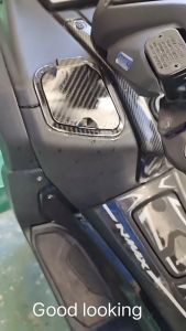 1pc For Yamaha Nmax V2 20-21 ACC Parts Side Pocket Cover Charger Waterproof Cap Motorcycle Carbon Pocket Motorcycle Side Pocket Cover USB Port Charger Storage Compartment for Yamaha N Max Nmax 155 Nmax155 V2 2020 21 2022 2023 Carbon ZJJ-Nmax155-Pocket-Cap