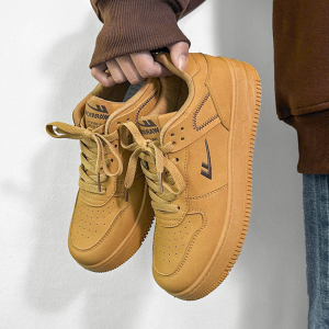 Mens Fleece Lined Shoes Brown Versatile Casual Board Shoes Winter Warm Thick Bottom round Toe Leather Material PVC Sole