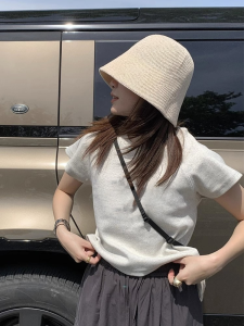 เสื้อยืดแขนสั้นทรงสลิมฟิตสำหรับผู้หญิง ลายการ์ตูนสุดเก๋ สไตล์เกาหลี ทรงเข้ารูป เสื้อผ้าทำงาน สีบรอนซ์